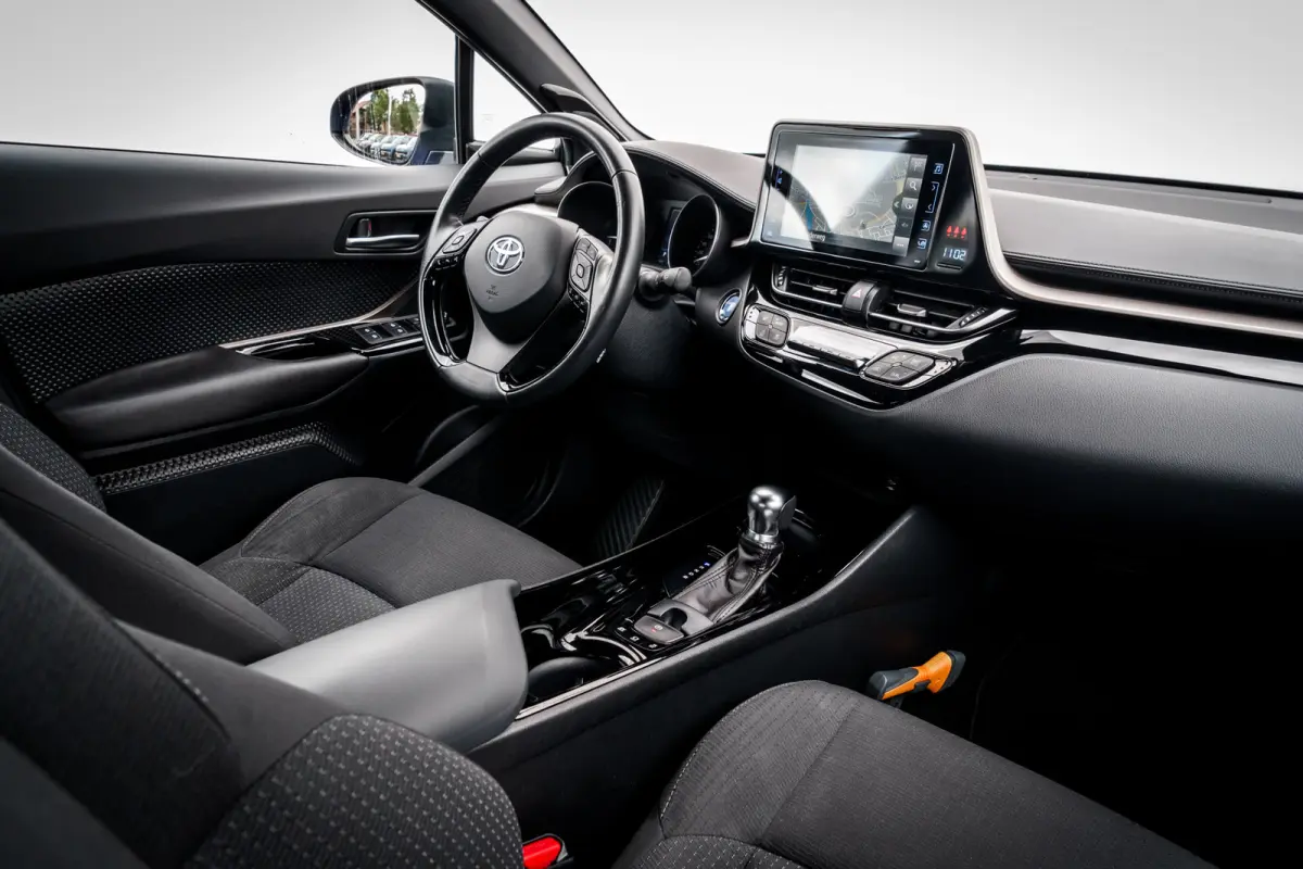 1.8 Hybrid Executive Bi-Tone | LED | JBL | Camera | Stoelverwarming | Adaptive Cruise