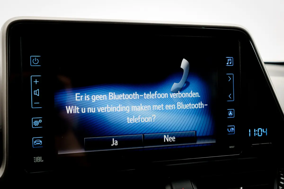 1.8 Hybrid Executive Bi-Tone | LED | JBL | Camera | Stoelverwarming | Adaptive Cruise