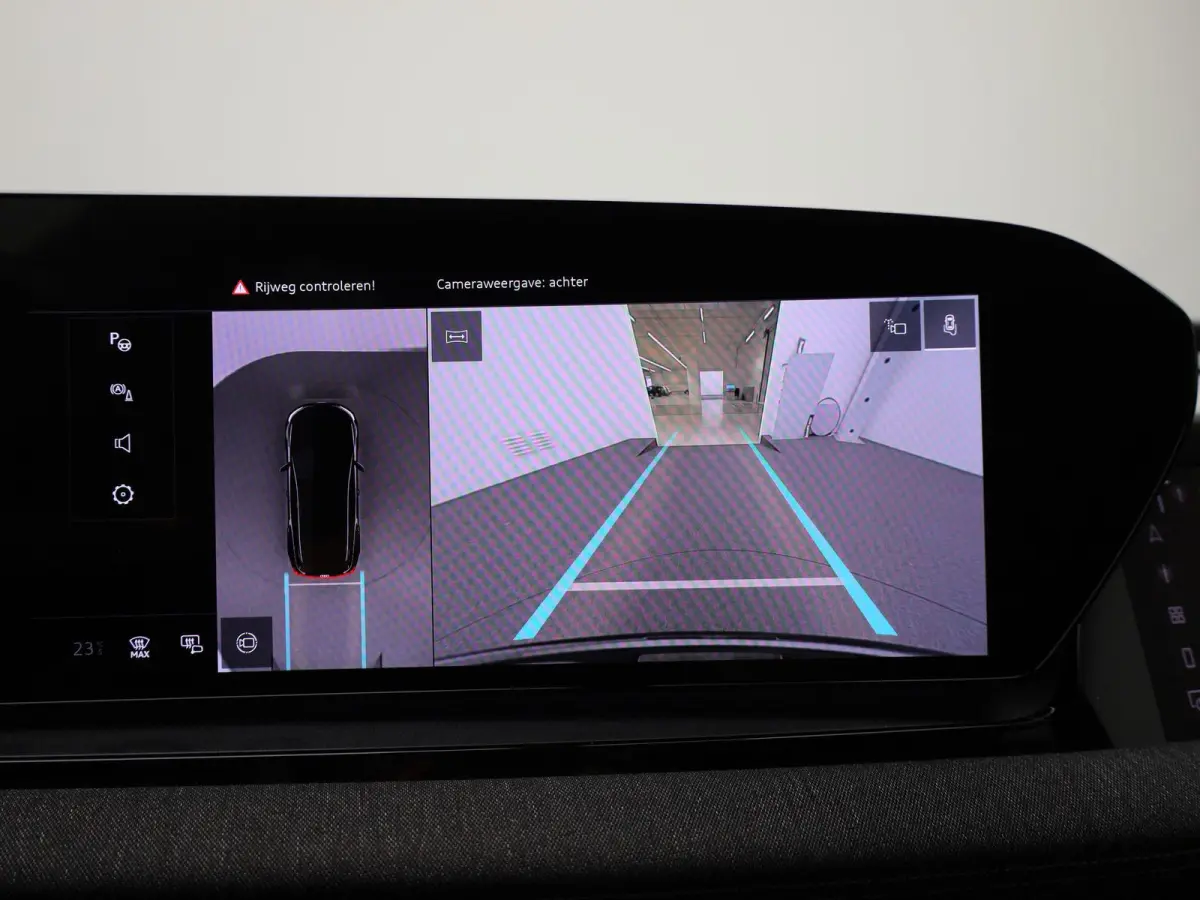 S edition 100 kWh | 360 Camera | B&O audio | S-line | Navigatie | 21 Inch Velgen | Head-up display | Stoel/stuur verwarming |