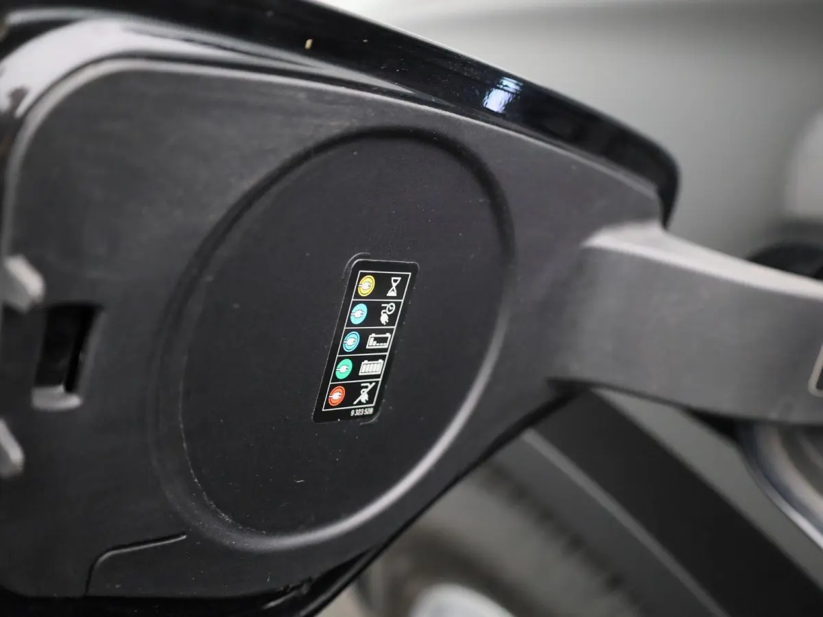 xDrive25e Executive | ACHTERUITRIJCAMERA | ELEKTRISCHE KOFFERKLEP | STOELVERWARMING | TREKHAAK | CRUISE CONTROL | HEAD-UP | NAVIGATIE | LICHTMETALEN VELGEN | LEDER |