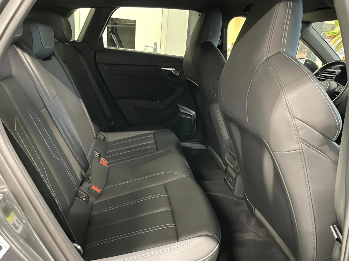 35 TFSI S-Line Black Edition/ Cam/ Leder/ 19''LMV/ CarPlay