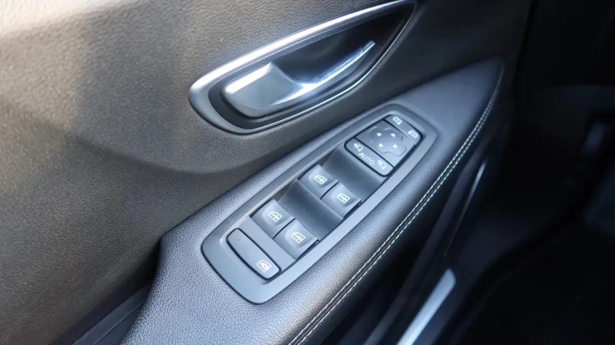 1.3 TCe Bose Automaat Lm velgen Navigatiesysteem