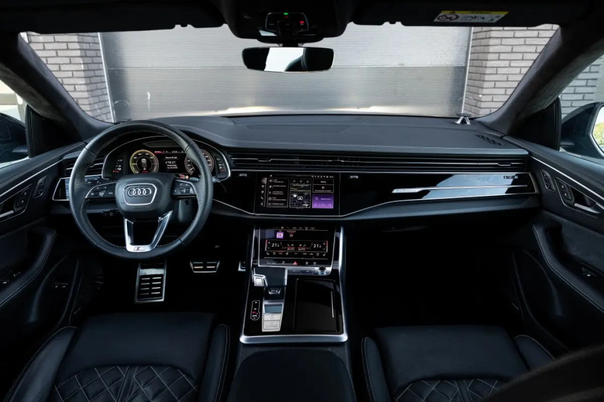Audi 60 TFSI e | Quattro | B&O A Audi Q8 60 TFSI e | Quattro | B&O Advanced | Pano | Full | Massage |