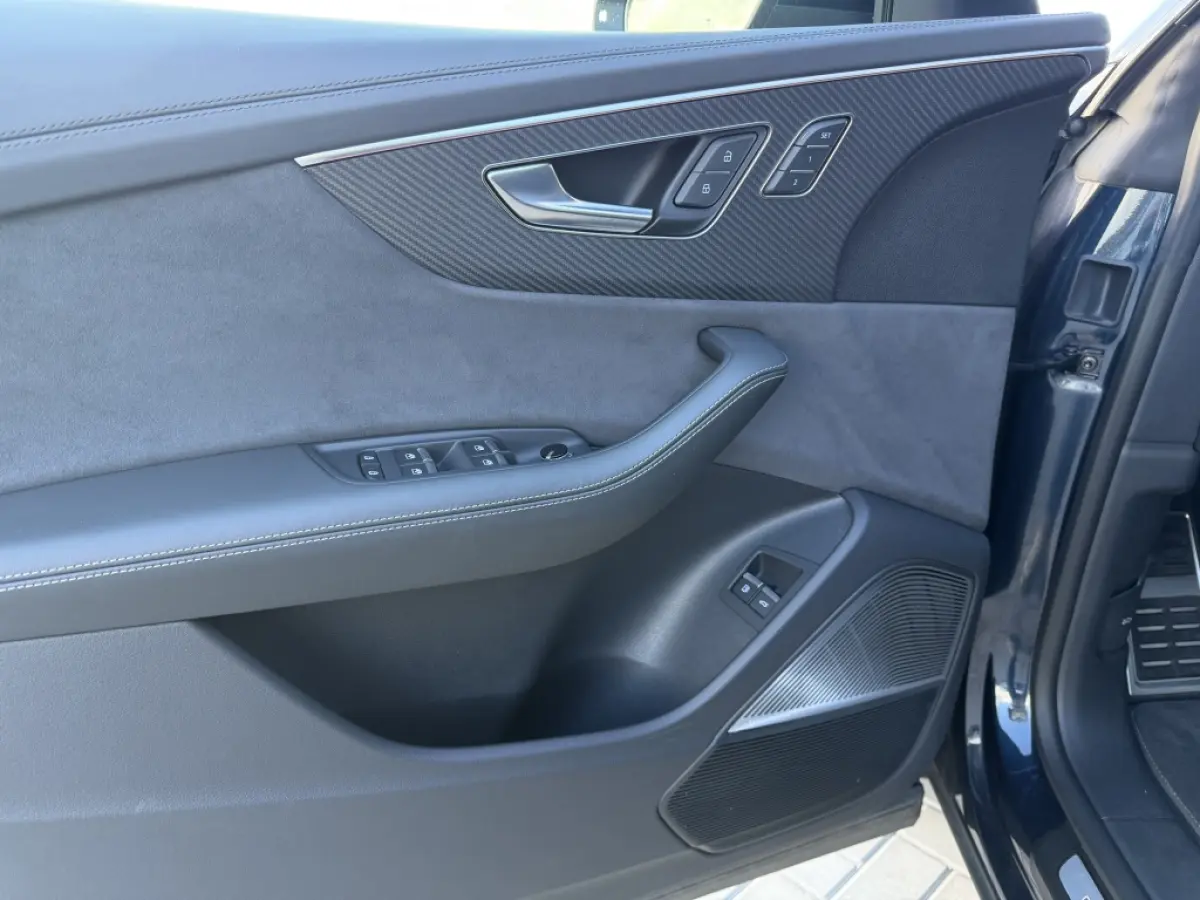 Audi 60 TFSI e | Quattro | B&O A Audi Q8 60 TFSI e | Quattro | B&O Advanced | Pano | Full | Massage |