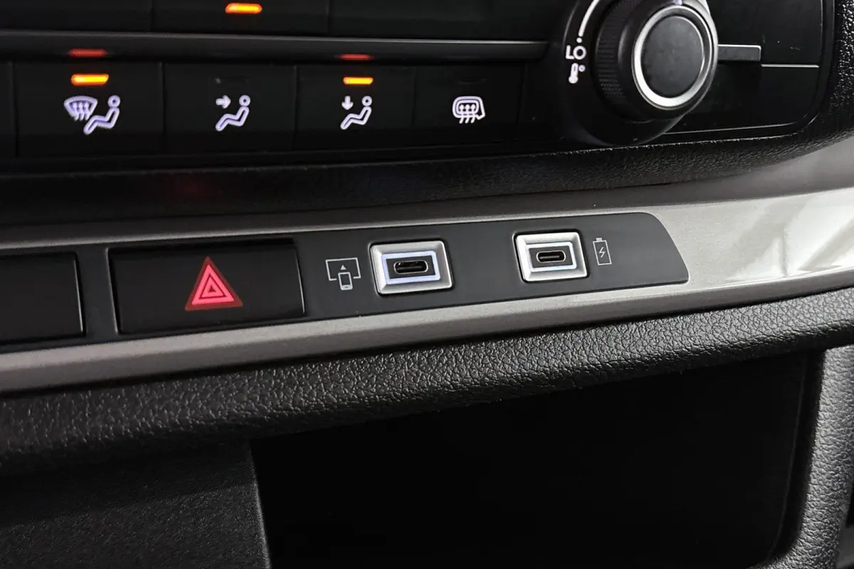 2.0 Diesel 145 L3 Facelift Camera Apple CarPlay Tweezitsbank PDC