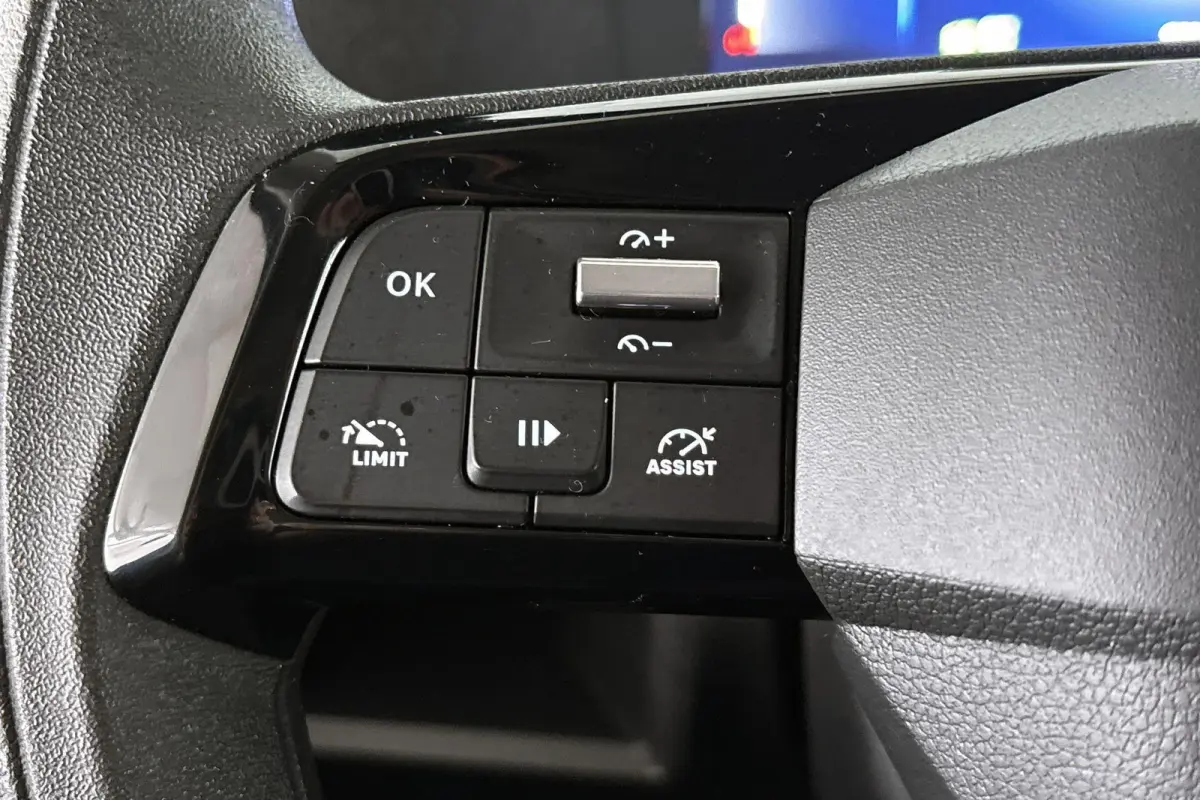 2.0 Diesel 145 L3 Facelift Camera Apple CarPlay Tweezitsbank PDC