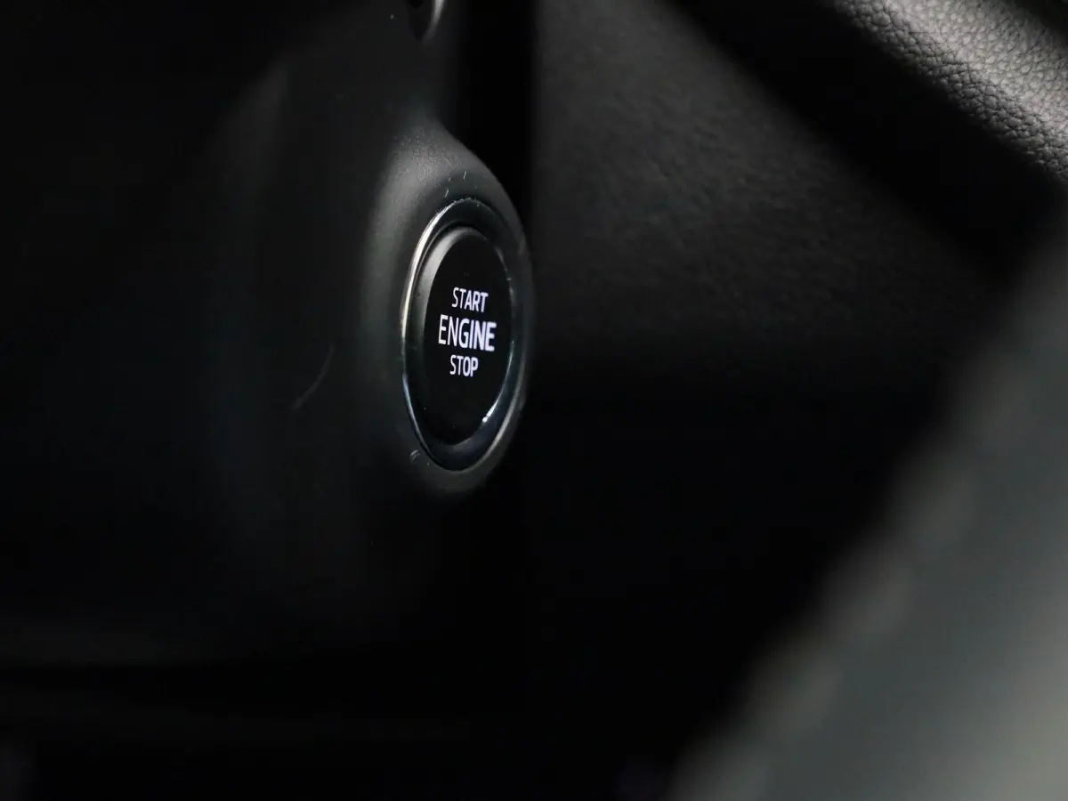 1.0 e-TSI Business Edition Plus | PANORAMADAK | APPLE CARPLAY - ANDROID AUTO | ELEKTRISCHE KOFFERKLEP | PARKEERSENSOREN | ADAPTIVE CRUISE CONTROL | CLIMATE CONTROL |