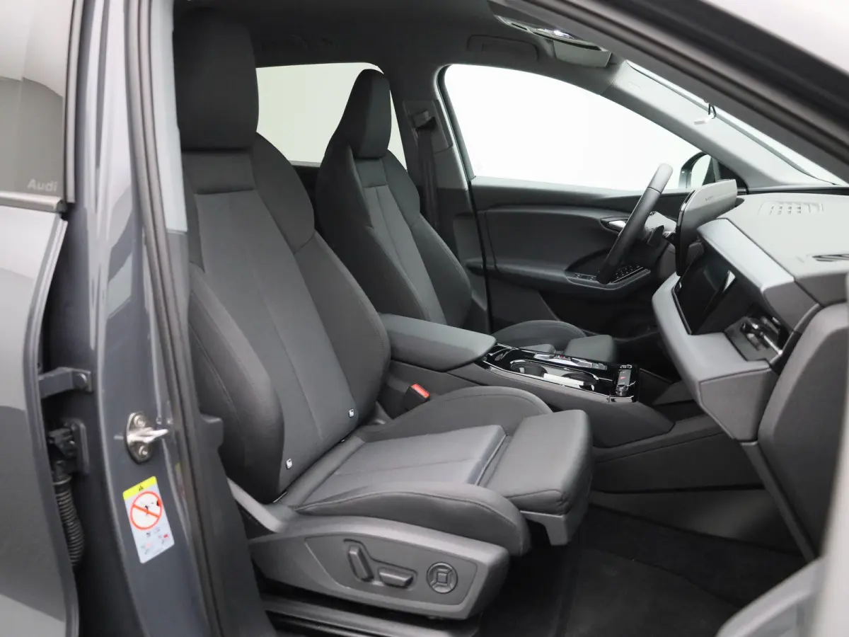edition 83 kWh 252 PK | Elektrische Stoelen | Trekhaak | 360 graden camera | Stoelverwarming | Stuurverwarming | Lane Assist | Dodenhoekdetectie |