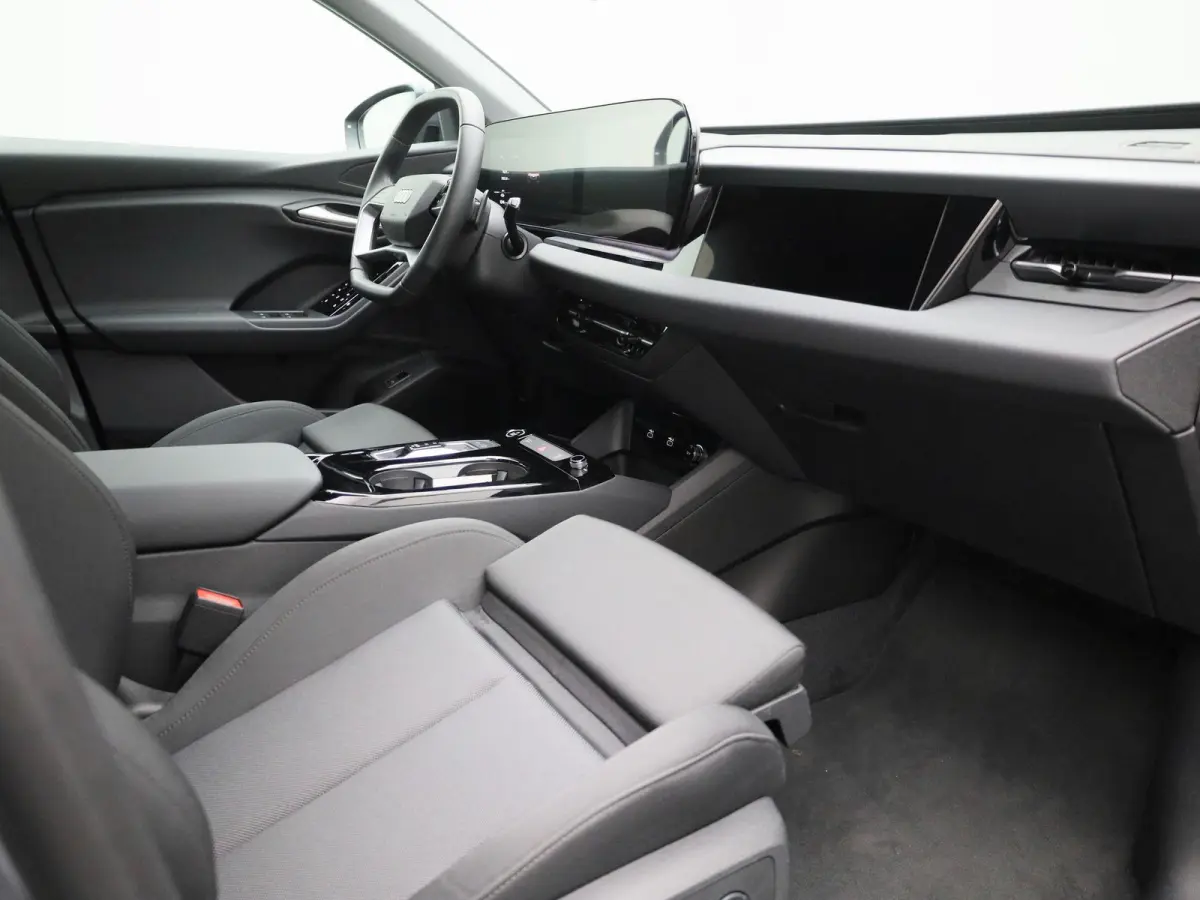 edition 83 kWh 252 PK | Elektrische Stoelen | Trekhaak | 360 graden camera | Stoelverwarming | Stuurverwarming | Lane Assist | Dodenhoekdetectie |