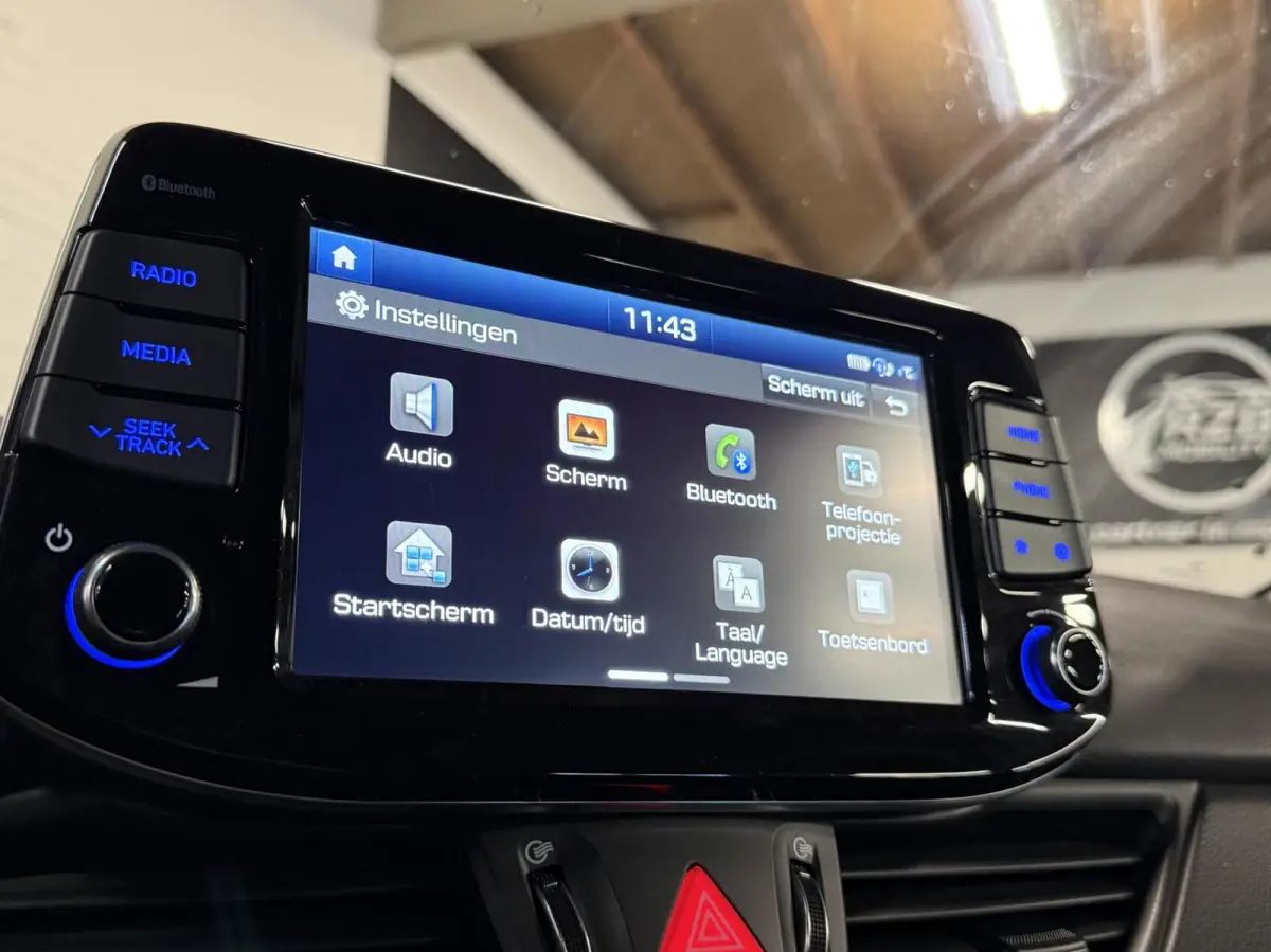 1.0 T-GDI Premium | Parkeersensoren | Camera | Stoel en stuurverwarming | Dodehoekdetectie | Cruise | Apple Carplay | Dealer onderhouden