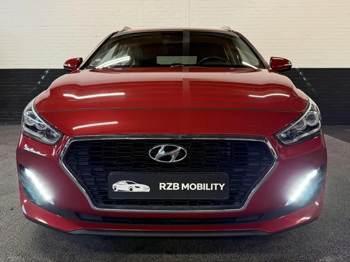 1.0 T-GDI Premium | Parkeersensoren | Camera | Stoel en stuurverwarming | Dodehoekdetectie | Cruise | Apple Carplay | Dealer onderhouden