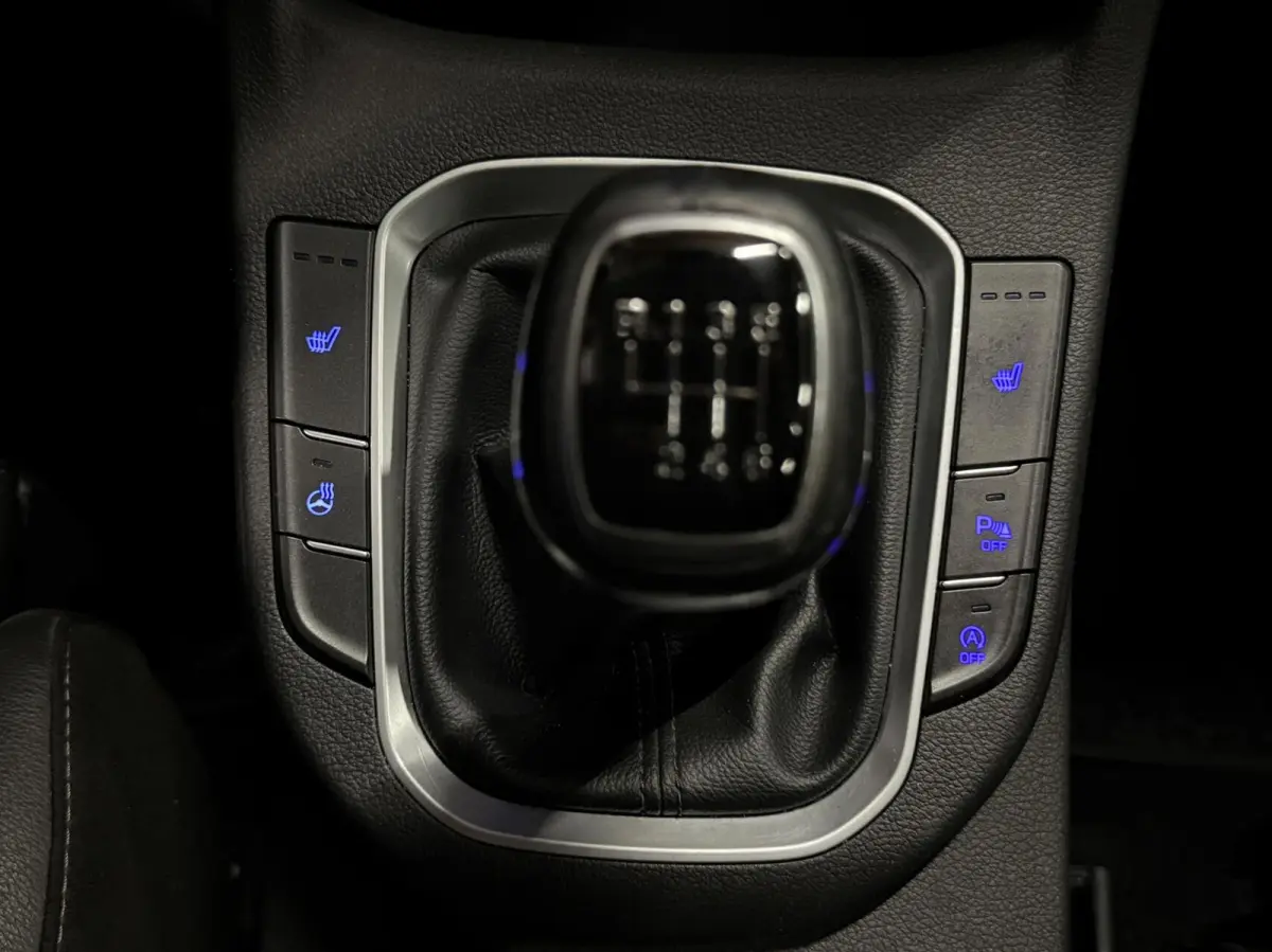 1.0 T-GDI Premium | Parkeersensoren | Camera | Stoel en stuurverwarming | Dodehoekdetectie | Cruise | Apple Carplay | Dealer onderhouden