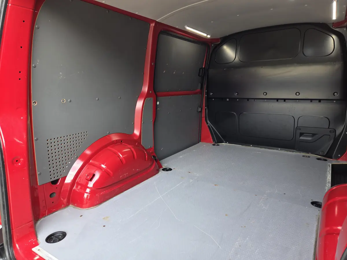 2.0 TDI 110 Kw/150 Pk Automaat Links & Rechts schuifdeur
