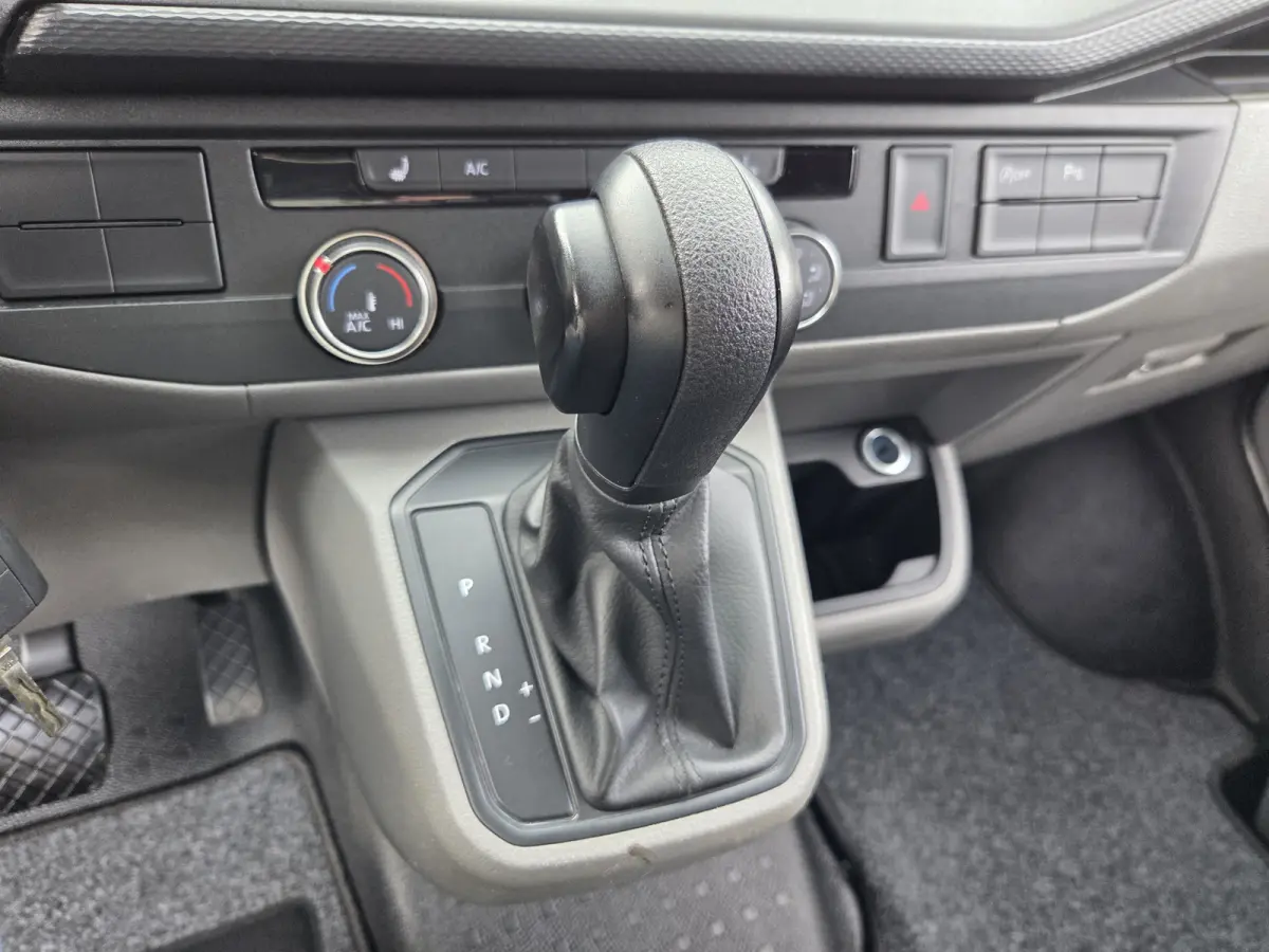 2.0 TDI 110 Kw/150 Pk Automaat Links & Rechts schuifdeur