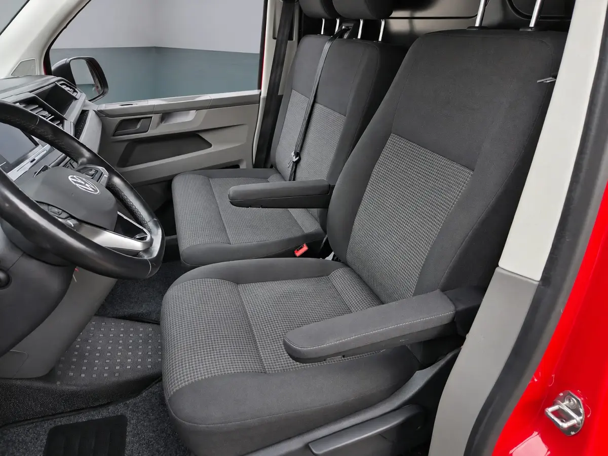 2.0 TDI 110 Kw/150 Pk Automaat Links & Rechts schuifdeur