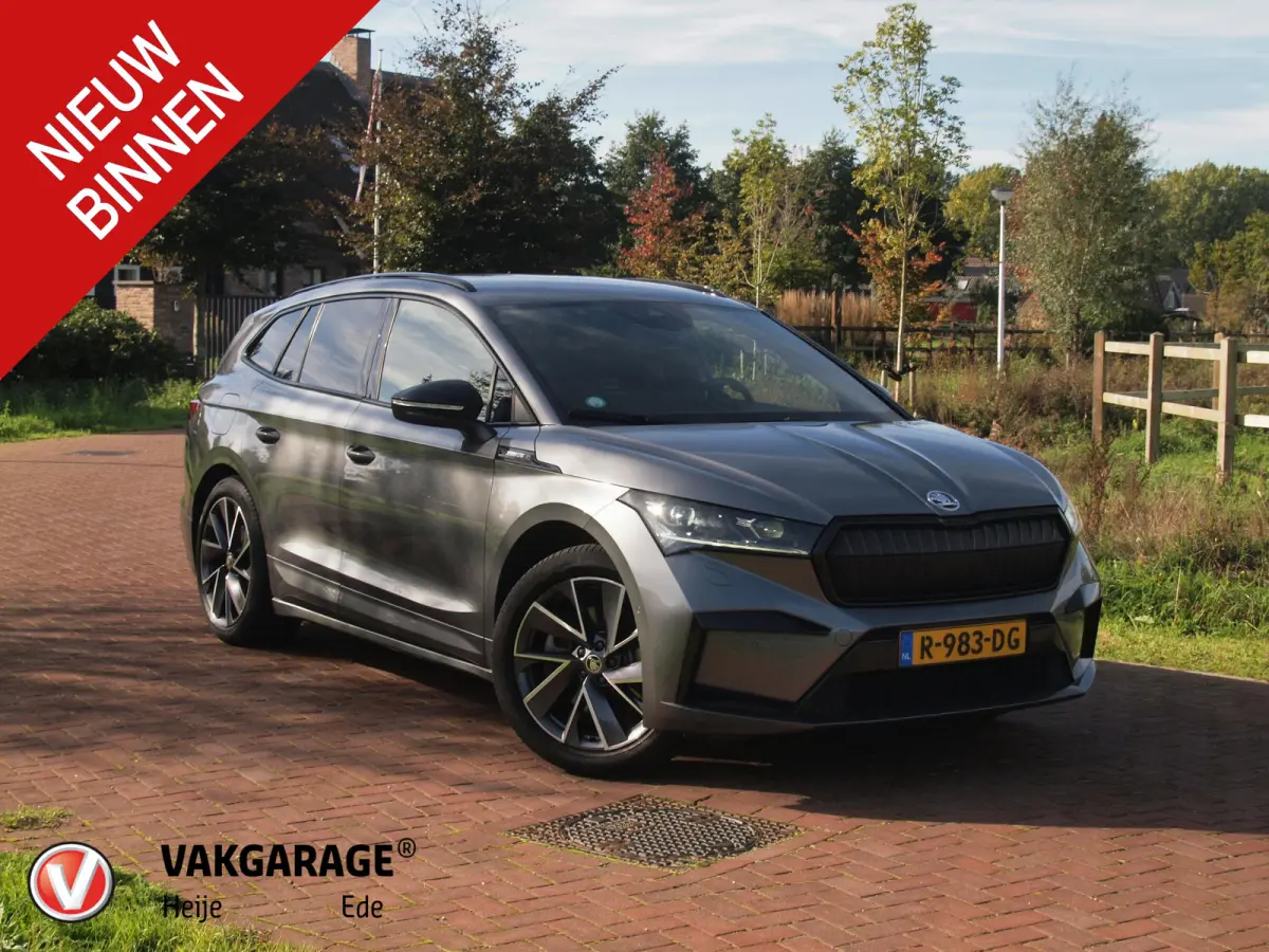 80 Sportline | SOH 97% | Camera | Sfeerverlichting | ACC | Sportstoelen | NL-Auto | Zware Accu |