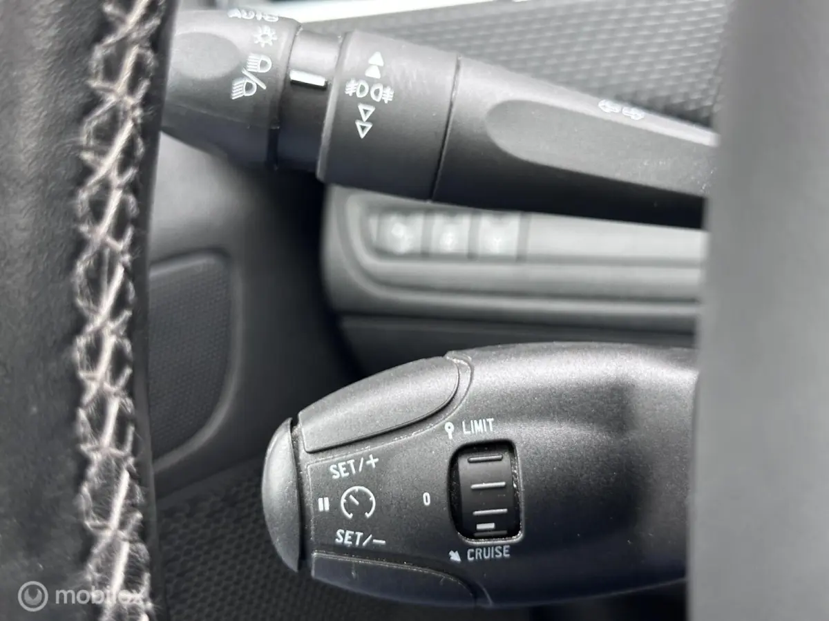 1.2 PureTech Allure Automaat|Pano |Camera |Navi