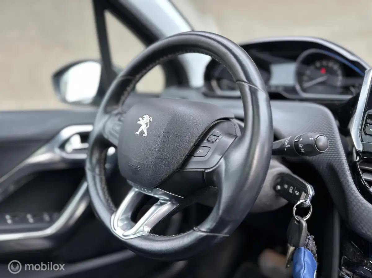 1.2 PureTech Allure Automaat|Pano |Camera |Navi