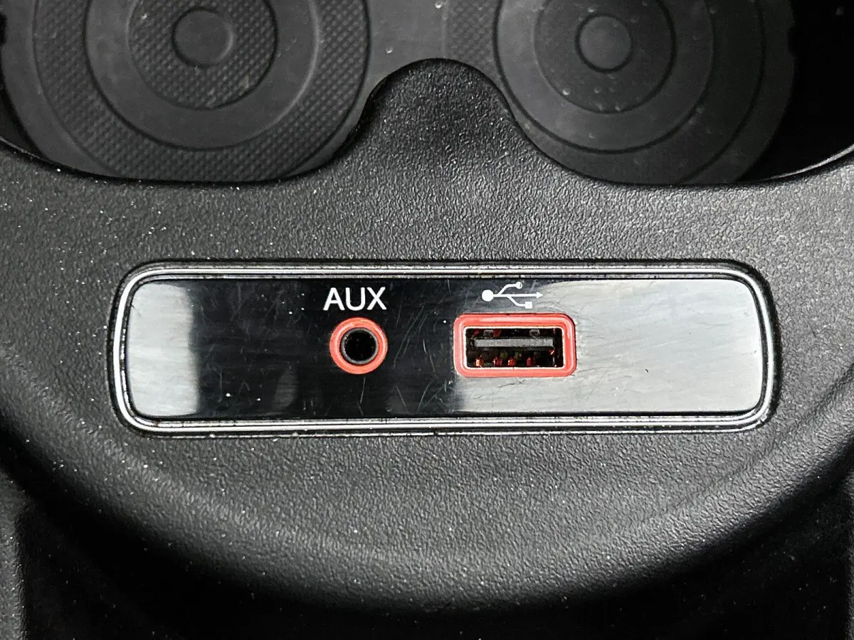 0.9 TwinAir Turbo Collezione | PANORAMADAK | BLUETOOTH | CRUISE CONTROL | PARKEERSENSOREN ACHTER | LICHTMETALEN VELGEN | AIRCO | DIGITAL COCKPIT | NAVIGATIE | DAB RADIO | MULTIFUNCTIONEEL ST