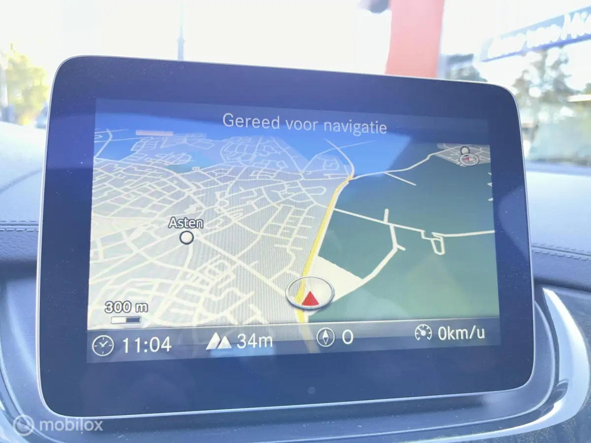 180 Business Solution AMG Upgrade Edition Panoramadak, Trekhaak, Sfeerverlichting