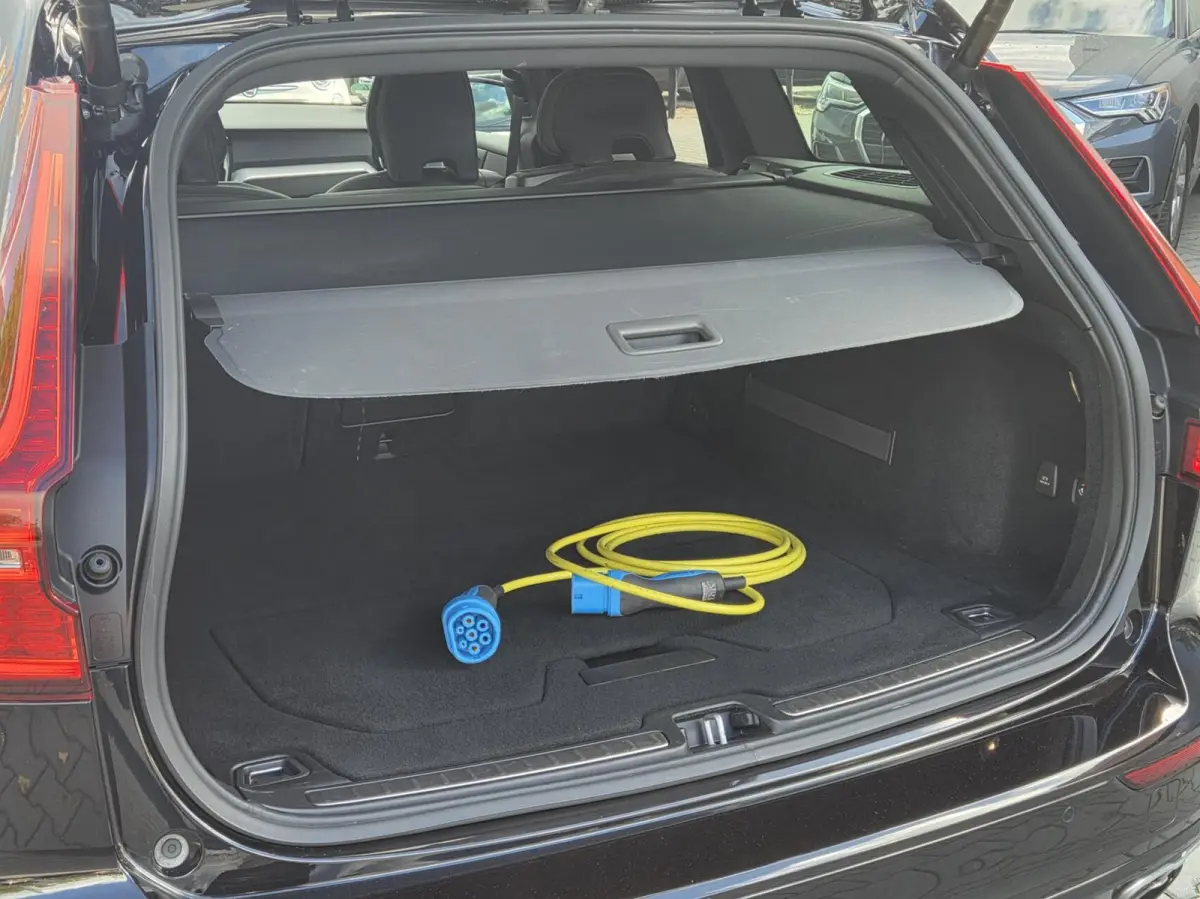 T6 Hybrid AWD R-Design | Pano | Bowers&Wilkins | Trekhaak | Stoelventilatie | Styling kit | Rijklaarprijs