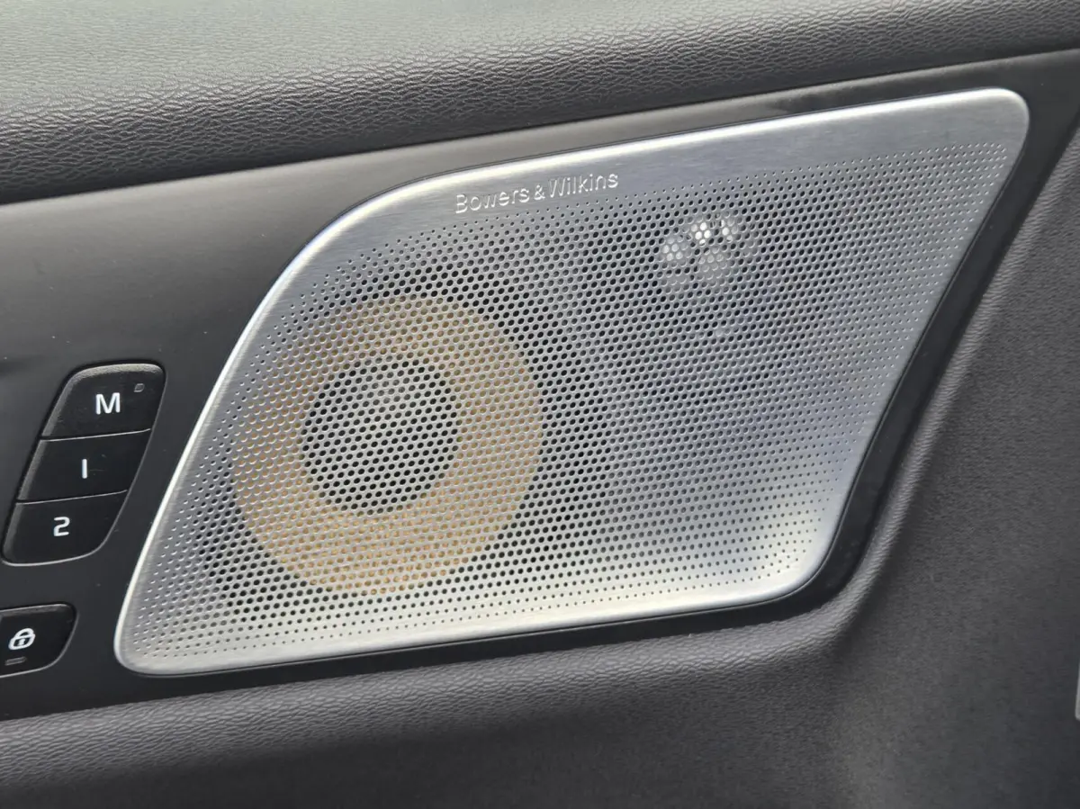T6 Hybrid AWD R-Design | Pano | Bowers&Wilkins | Trekhaak | Stoelventilatie | Styling kit | Rijklaarprijs