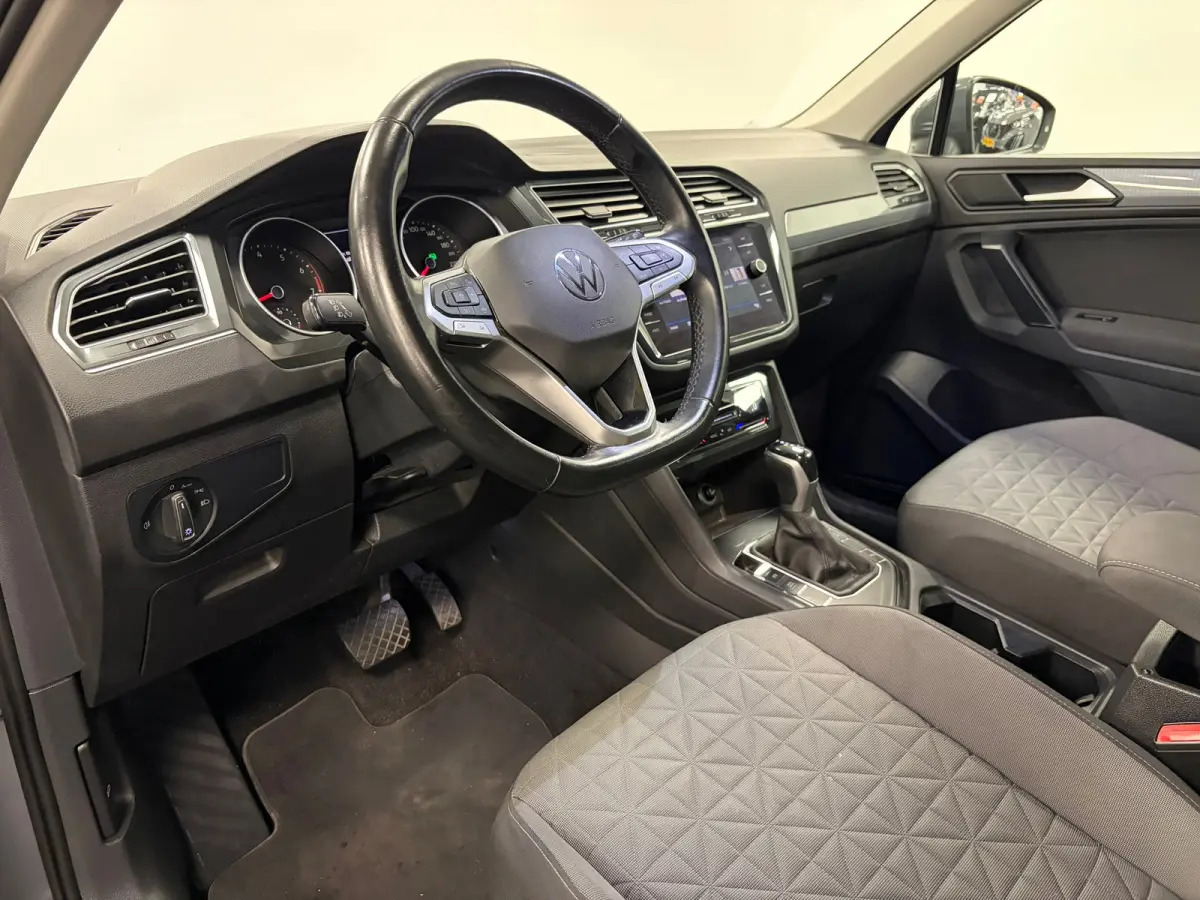 1.5 TSI Life Business*Automaat*Stoelverwarming*Camera*PDC*Navi*Cruise-Control*