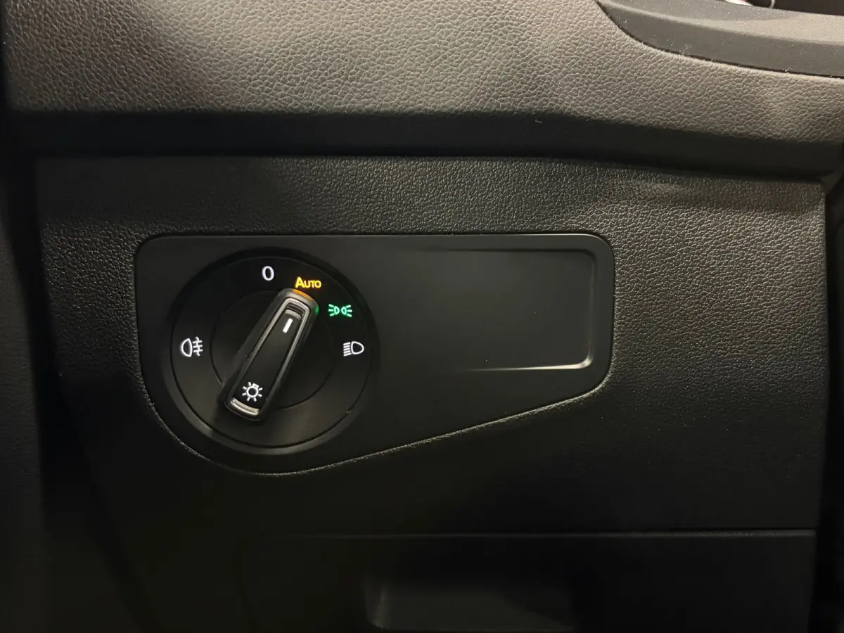 1.5 TSI Life Business*Automaat*Stoelverwarming*Camera*PDC*Navi*Cruise-Control*