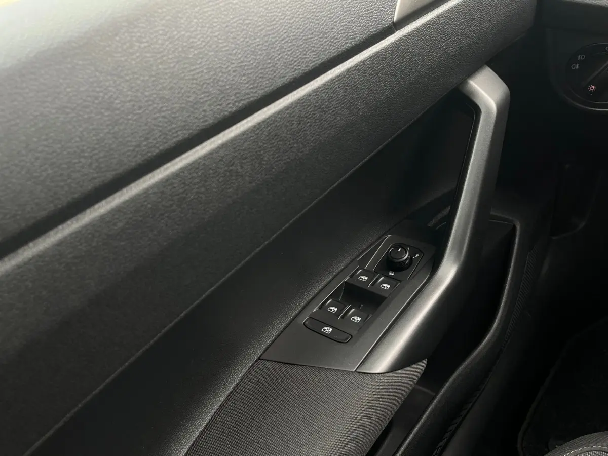 1.0 TSI Comfortline | Carplay | PDC | 1ste eigenaar |