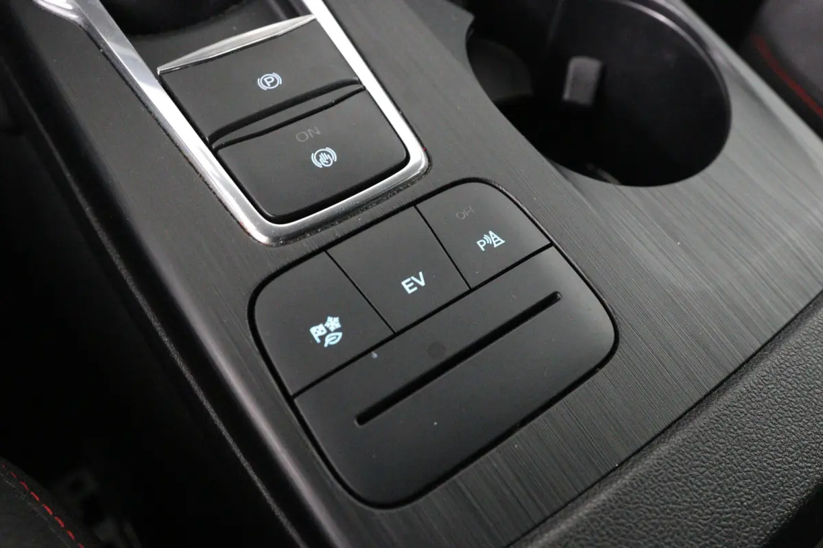 2.5 PHEV ST-Line | Dealer Onderhouden! | 1e Eigenaar! | Winterpack | Clima | Camera | Navi | Cruise Control | Parkeersensoren V+A | Keyless | Lichtmetalen Velgen