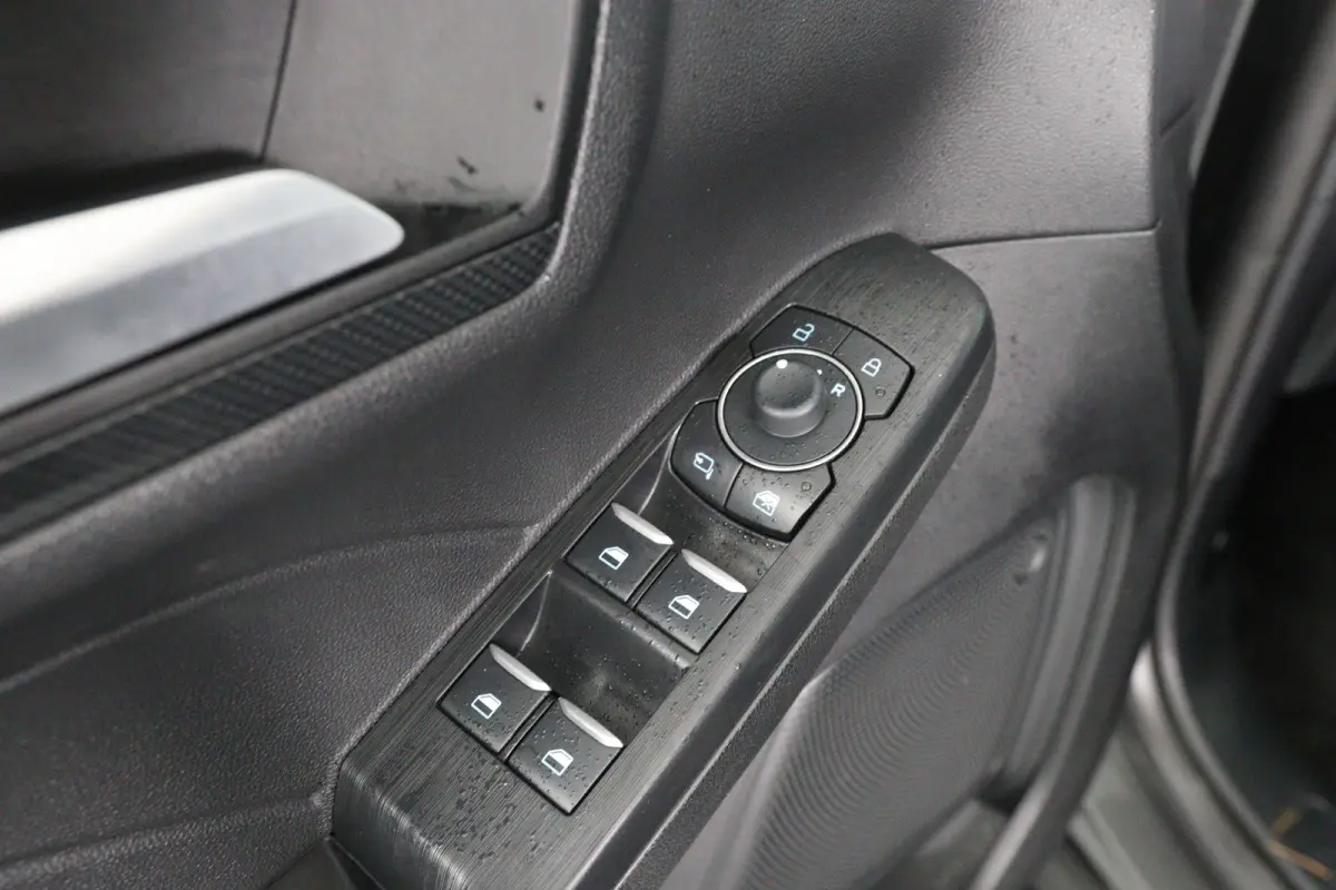 2.5 PHEV ST-Line | Dealer Onderhouden! | 1e Eigenaar! | Winterpack | Clima | Camera | Navi | Cruise Control | Parkeersensoren V+A | Keyless | Lichtmetalen Velgen