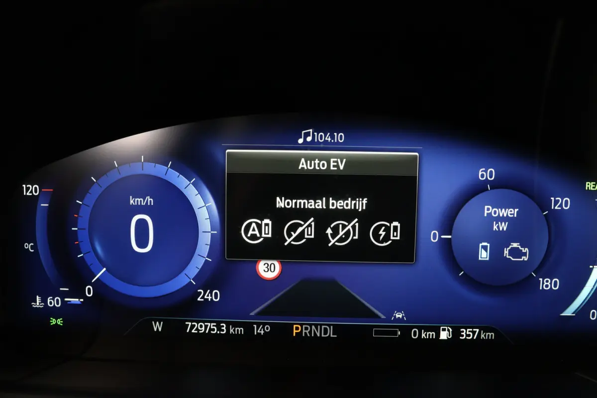 2.5 PHEV ST-Line | Dealer Onderhouden! | 1e Eigenaar! | Winterpack | Clima | Camera | Navi | Cruise Control | Parkeersensoren V+A | Keyless | Lichtmetalen Velgen