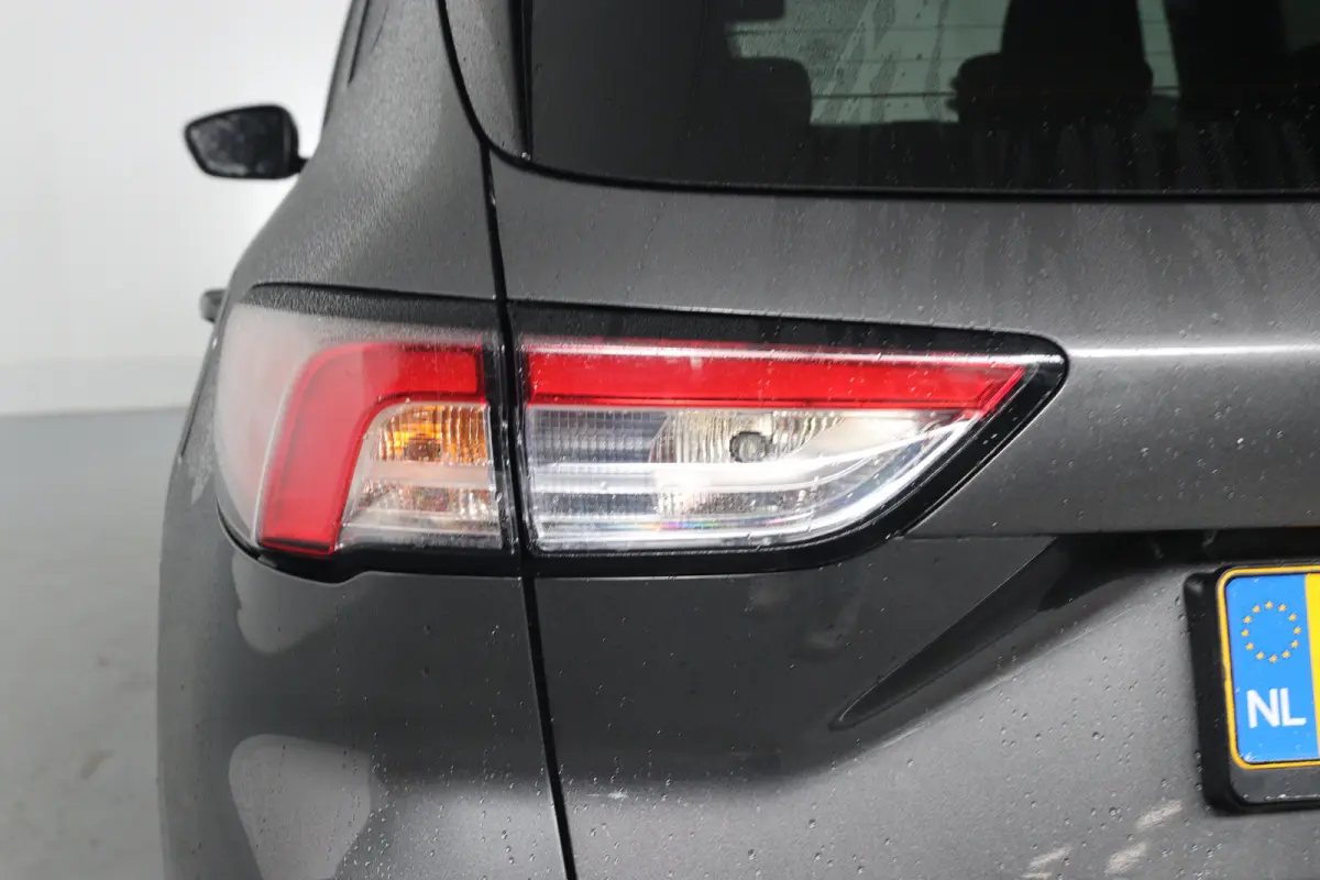 2.5 PHEV ST-Line | Dealer Onderhouden! | 1e Eigenaar! | Winterpack | Clima | Camera | Navi | Cruise Control | Parkeersensoren V+A | Keyless | Lichtmetalen Velgen
