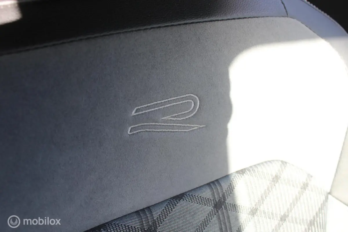 1.5 TSI 7P 3XR-Line Full Options