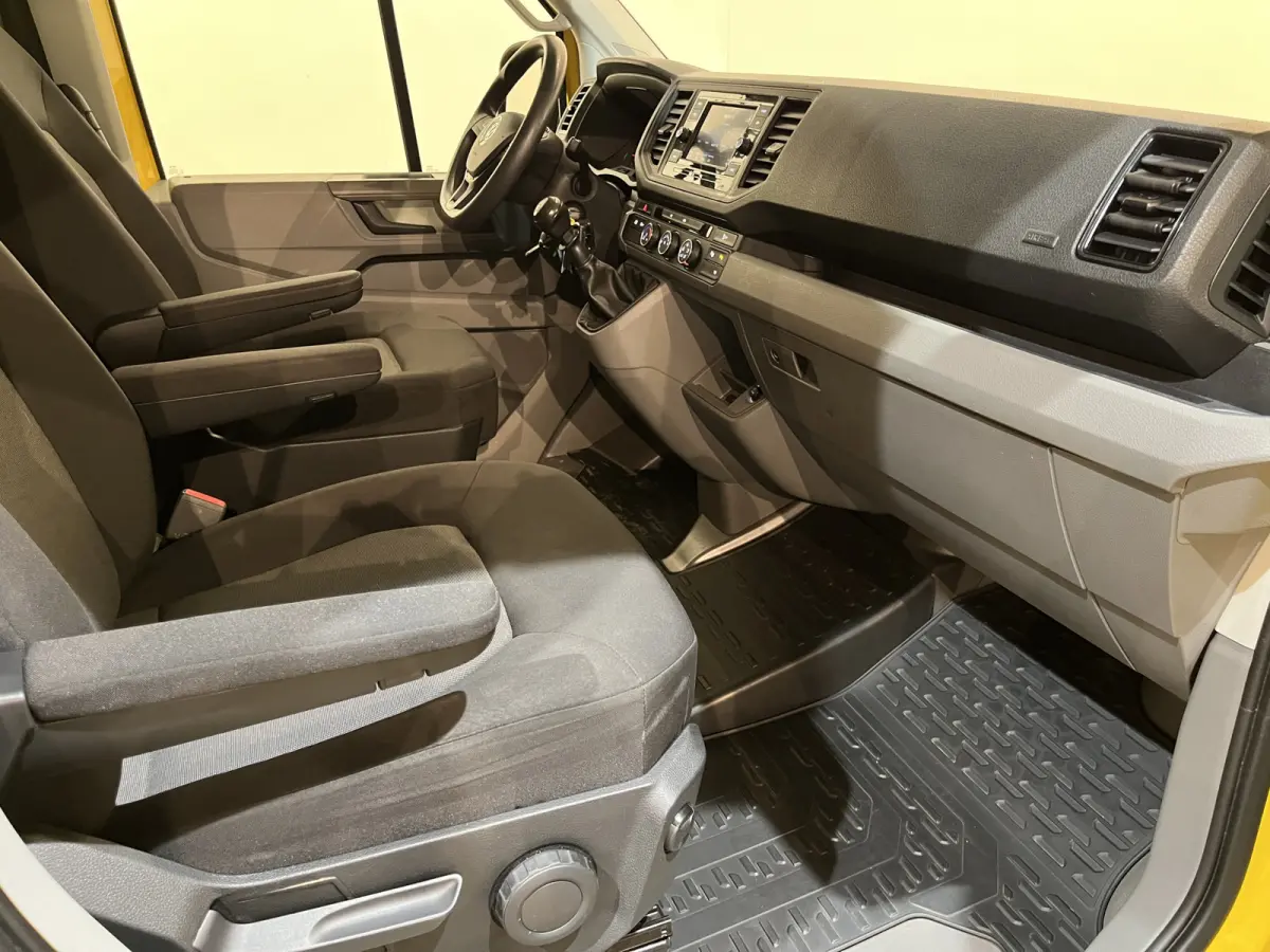 35 2.0 TDI L3H2 140 PK / Euro 6 / Airco / Camera / Carplay