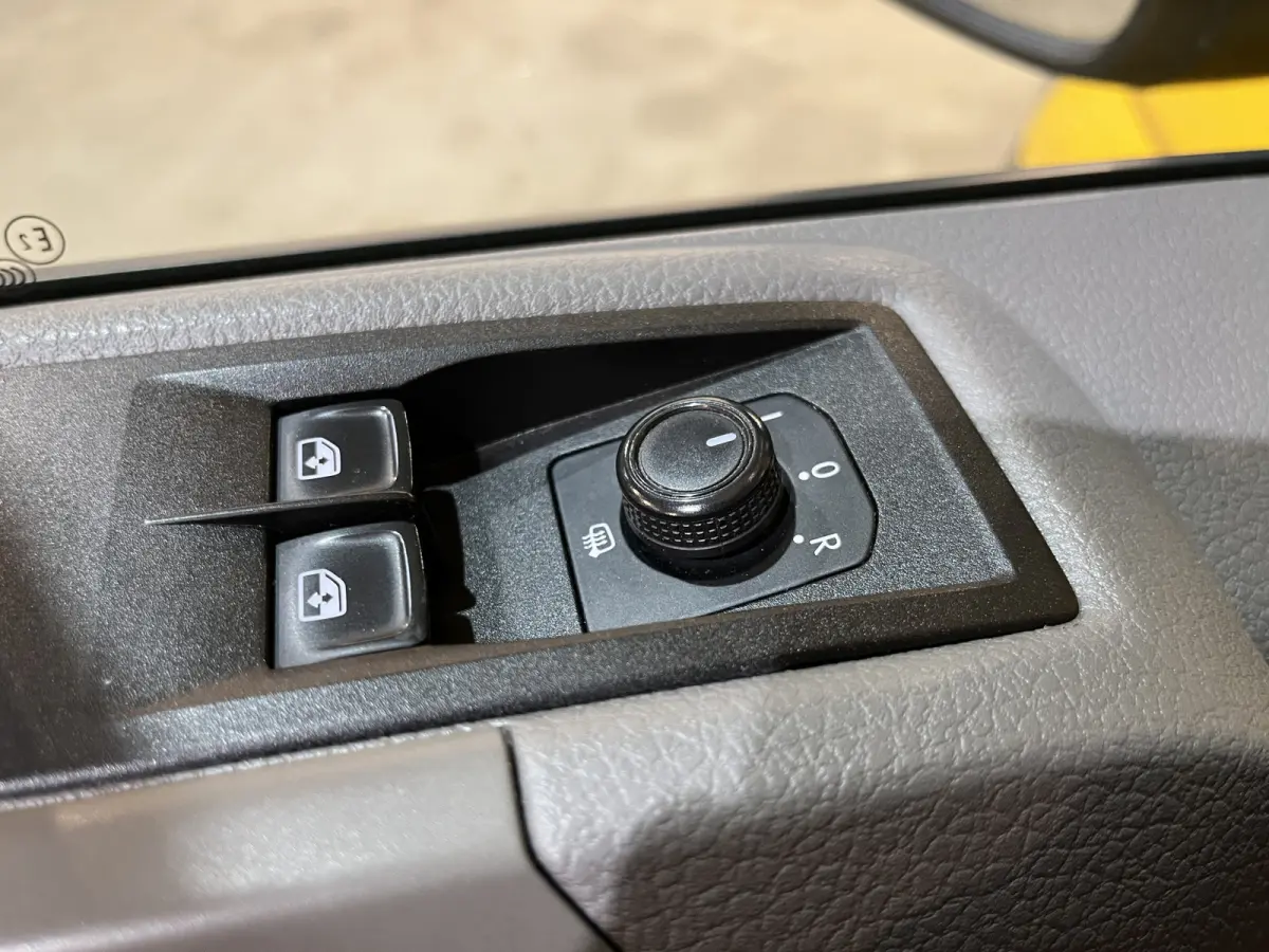 35 2.0 TDI L3H2 140 PK / Euro 6 / Airco / Camera / Carplay