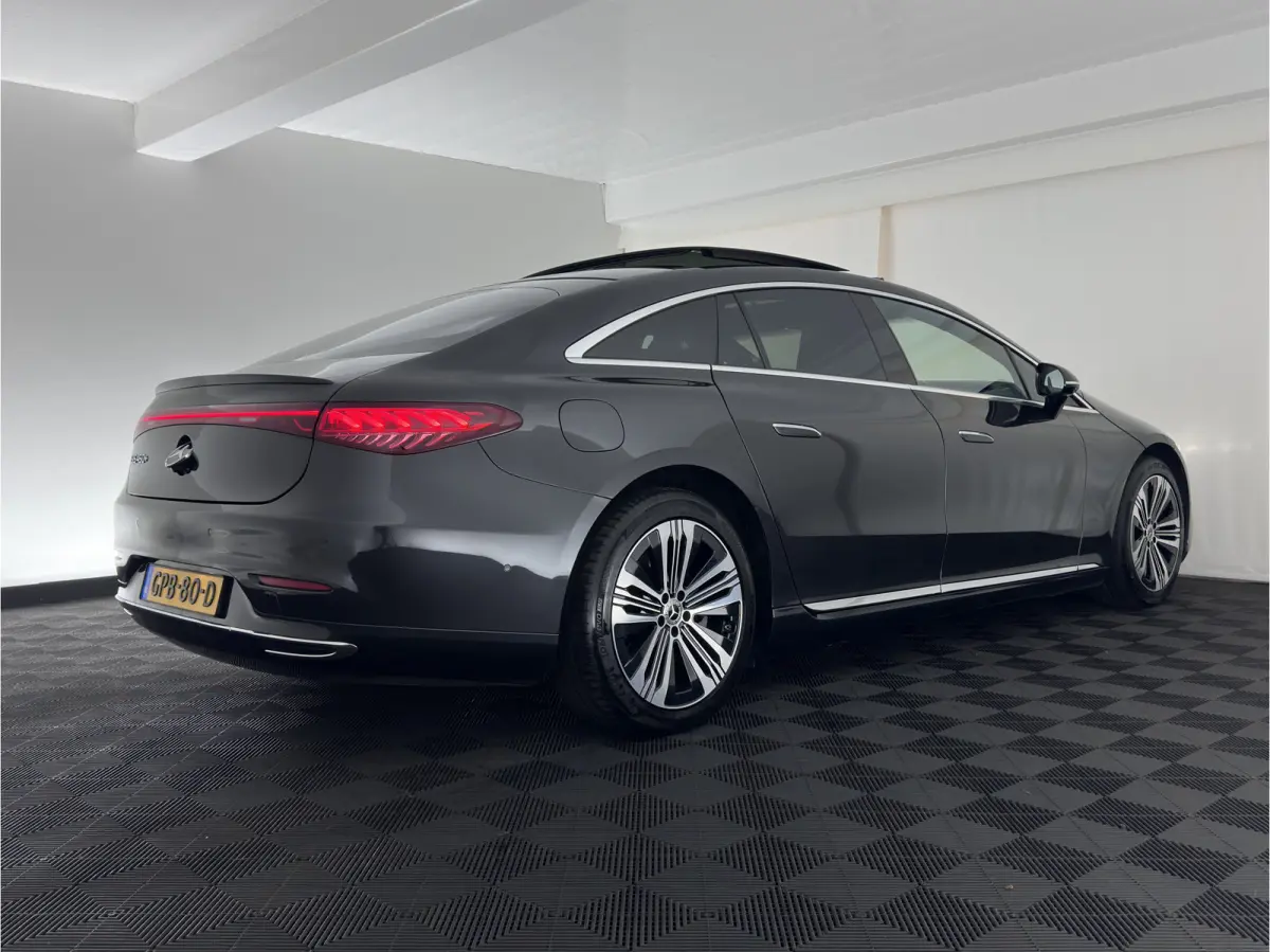 450+ Luxury Line 108 kWh (3-Fase-22kW) (INCL-BTW) Aut. *PANO | HEAD-UP | LEATHER | FULL-LED | BURMESTER | MEMORY-PACK | ADAPTIVE-CRUISE | BLIND-SPOT | TOP-VIEW | HEATED-COMFORTSEATS | DIGI-C
