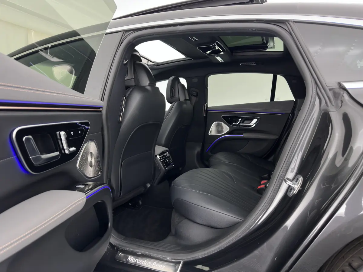 450+ Luxury Line 108 kWh (3-Fase-22kW) (INCL-BTW) Aut. *PANO | HEAD-UP | LEATHER | FULL-LED | BURMESTER | MEMORY-PACK | ADAPTIVE-CRUISE | BLIND-SPOT | TOP-VIEW | HEATED-COMFORTSEATS | DIGI-C