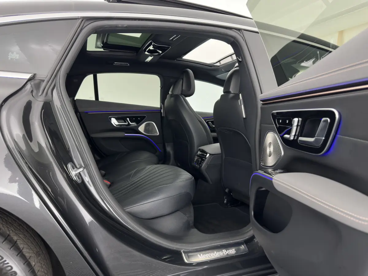450+ Luxury Line 108 kWh (3-Fase-22kW) (INCL-BTW) Aut. *PANO | HEAD-UP | LEATHER | FULL-LED | BURMESTER | MEMORY-PACK | ADAPTIVE-CRUISE | BLIND-SPOT | TOP-VIEW | HEATED-COMFORTSEATS | DIGI-C