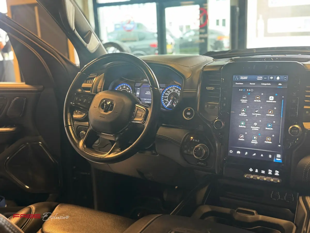 1500 5.7 V8 4x4 Crew Cab Limited / NAP / H/K / 360 Camera / HUD / Trekhaak / Stoelventilatie / Stuurverwarming / Keyless
