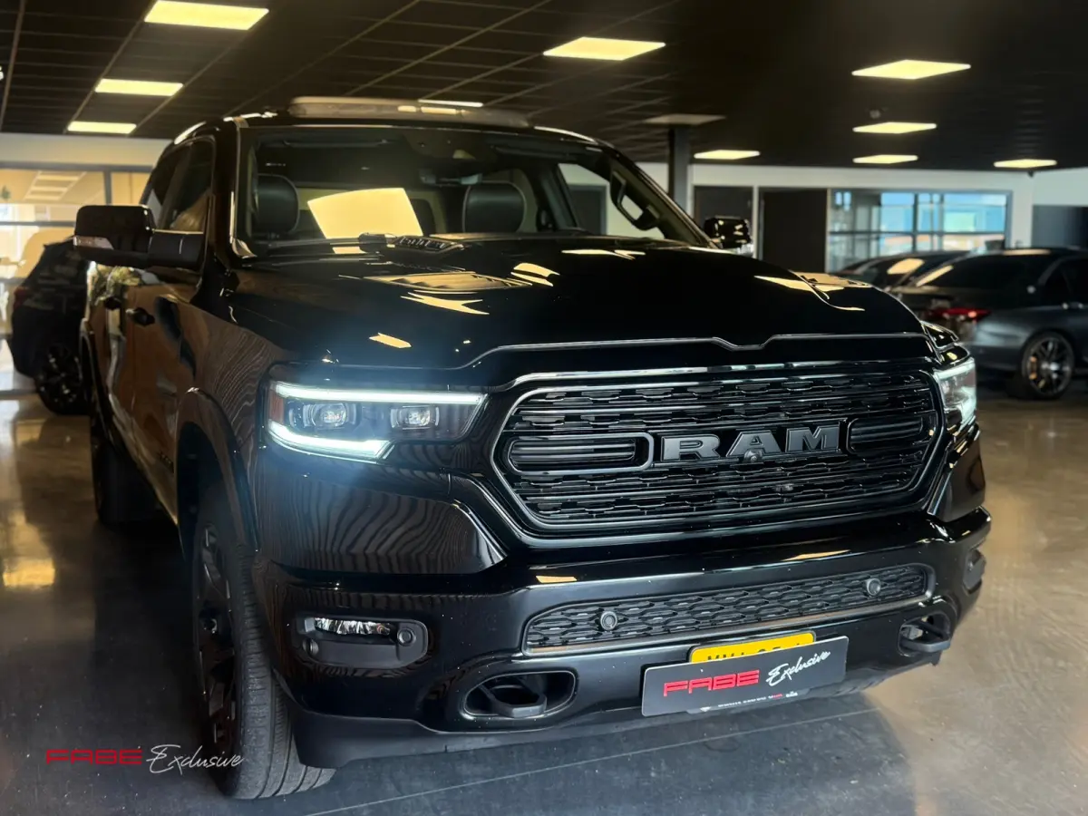 1500 5.7 V8 4x4 Crew Cab Limited / NAP / H/K / 360 Camera / HUD / Trekhaak / Stoelventilatie / Stuurverwarming / Keyless