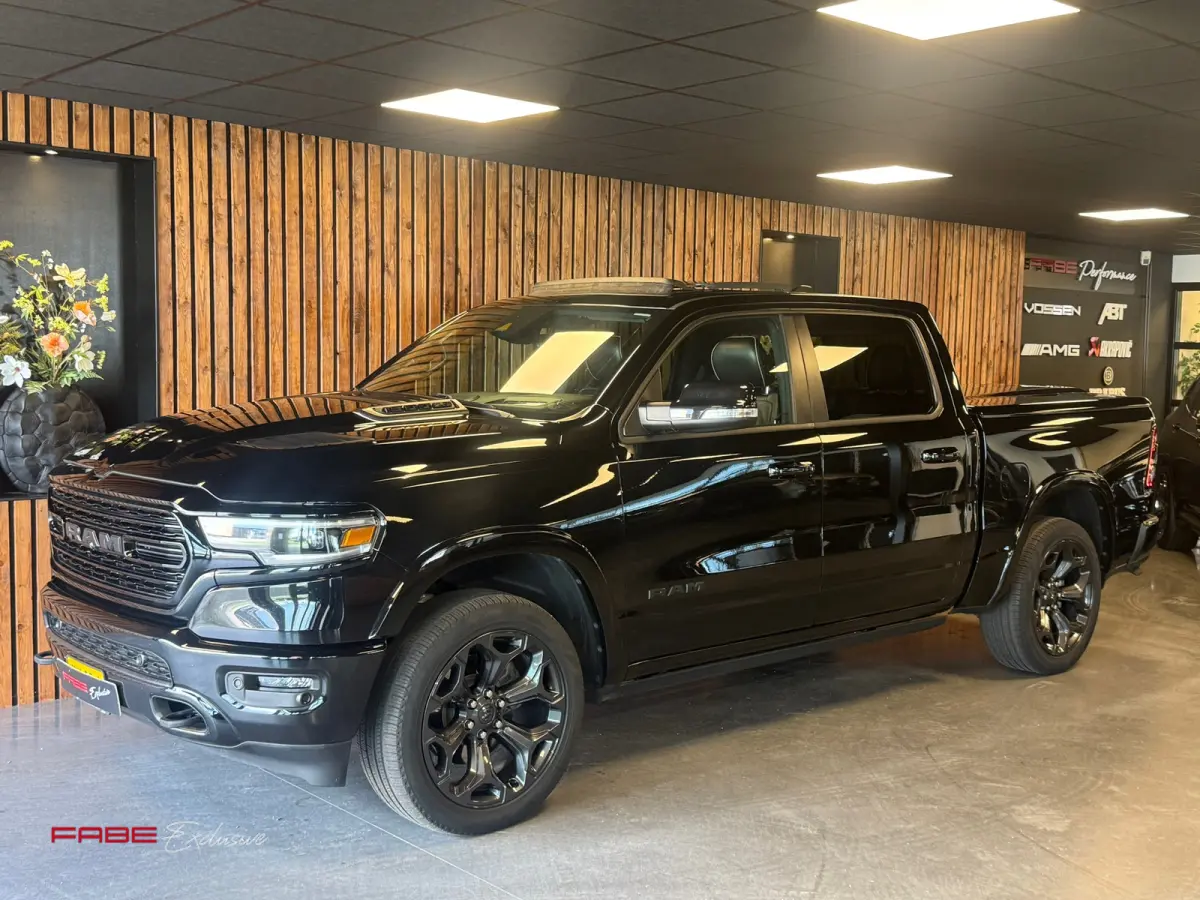 1500 5.7 V8 4x4 Crew Cab Limited / NAP / H/K / 360 Camera / HUD / Trekhaak / Stoelventilatie / Stuurverwarming / Keyless