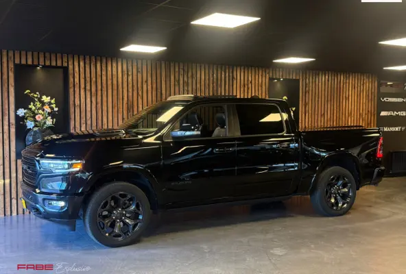 1500 5.7 V8 4x4 Crew Cab Limited / NAP / H/K / 360 Camera / HUD / Trekhaak / Stoelventilatie / Stuurverwarming / Keyless