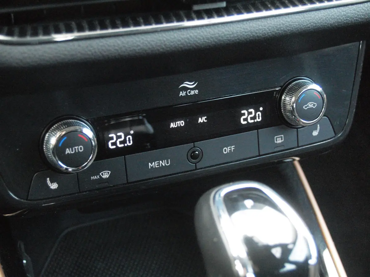 1.0 TSI Business Edition | DSG Automaat | Cruise control adaptief | Phoenix orange | Digitaal instrumentenpaneel | NL-Auto |