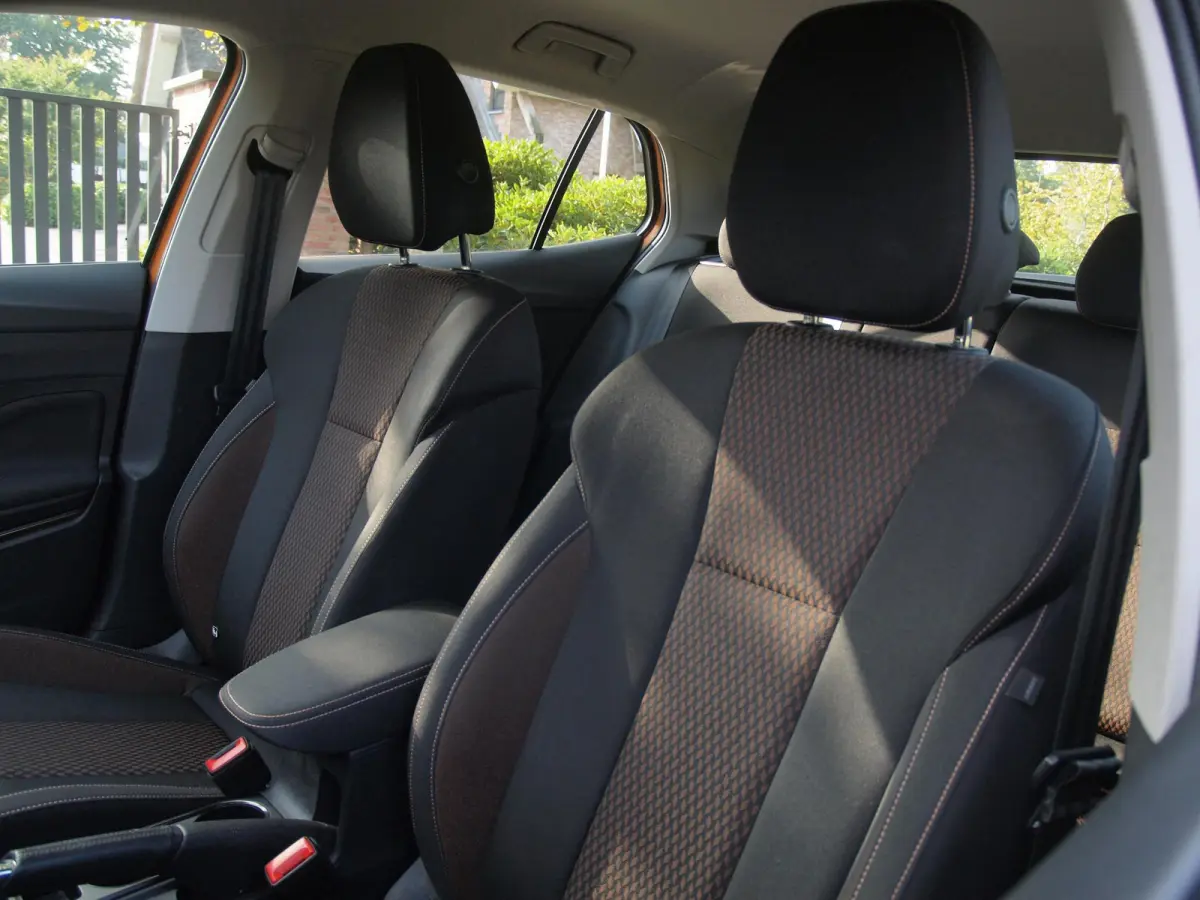 1.0 TSI Business Edition | DSG Automaat | Cruise control adaptief | Phoenix orange | Digitaal instrumentenpaneel | NL-Auto |