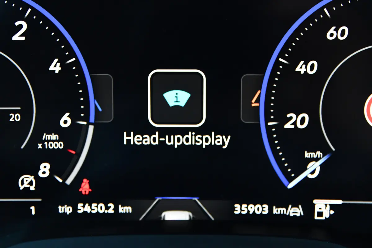 3.0 TSi eHybrid 4MOTION R-Line, Nachtzicht, Massage, Softclose, Luchtv, Dynaudio, Koeling, HUD, 360, Pano!