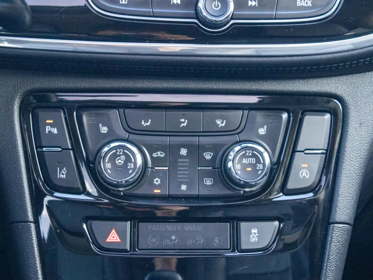 1.4 Turbo Innovation Leder Pano Trekhaak