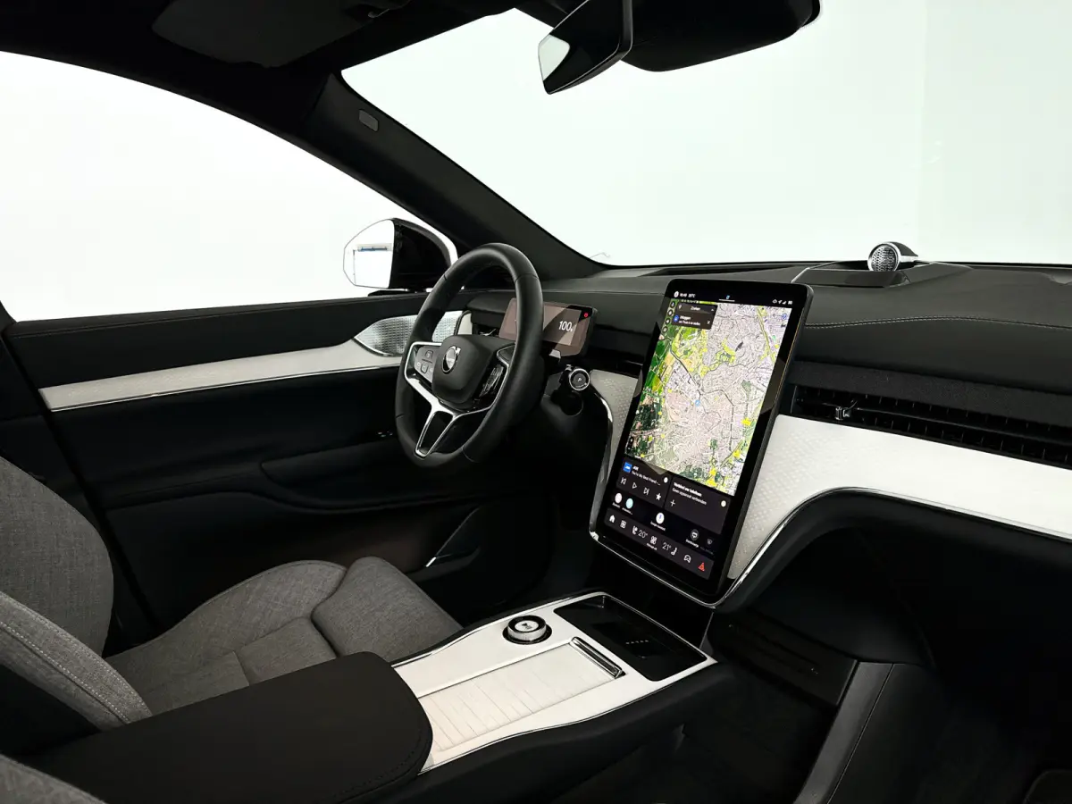 Twin Motor Ultra 7p. 111 kWh | Panoramadak | 360° camera | Bowers & Wilkins | Head-up display | Luchtvering | Stoel- en Stuurverwarming | Matrix led | Trekhaak