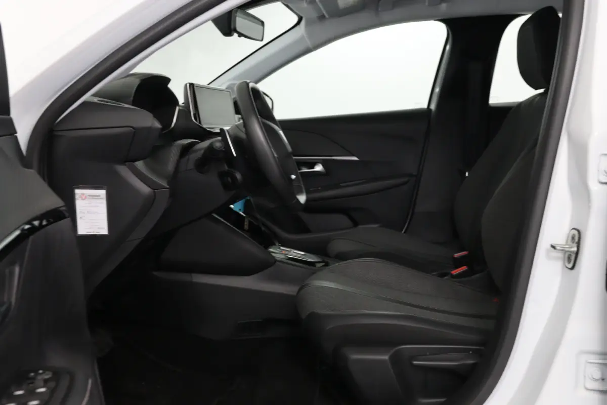 Hybrid 100 e-DCS6 Active | 1e Eigenaar! | LED | Navi By App | Airco | Parkeersensoren | Cruise Control | DAB
