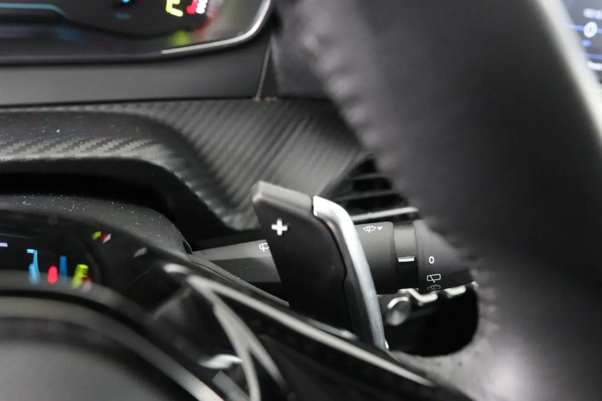 Hybrid 100 e-DCS6 Active | 1e Eigenaar! | LED | Navi By App | Airco | Parkeersensoren | Cruise Control | DAB